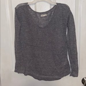 🤍4/$15 Silver long sleeve